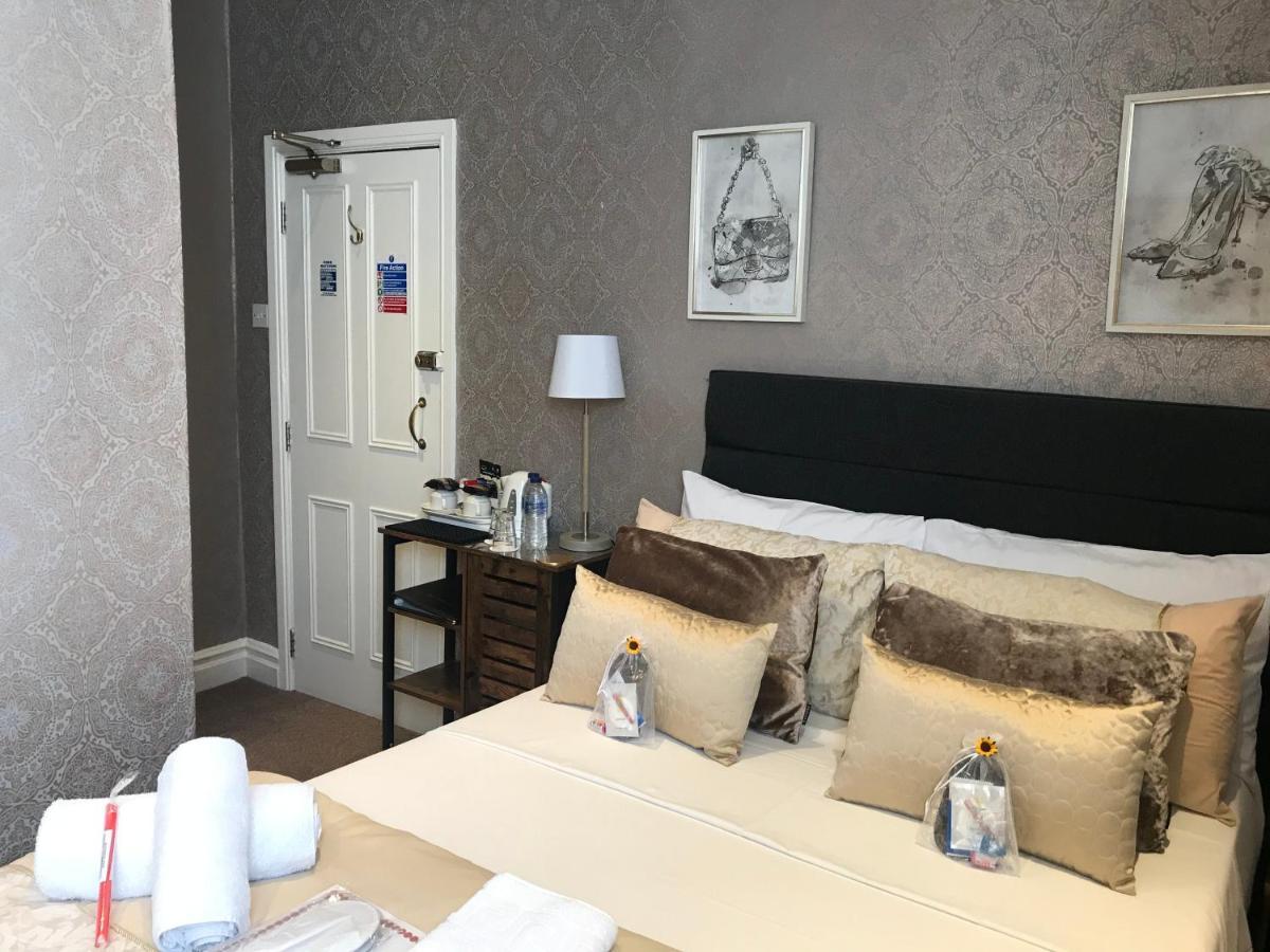 Raffles Hotel Blackpool Esterno foto